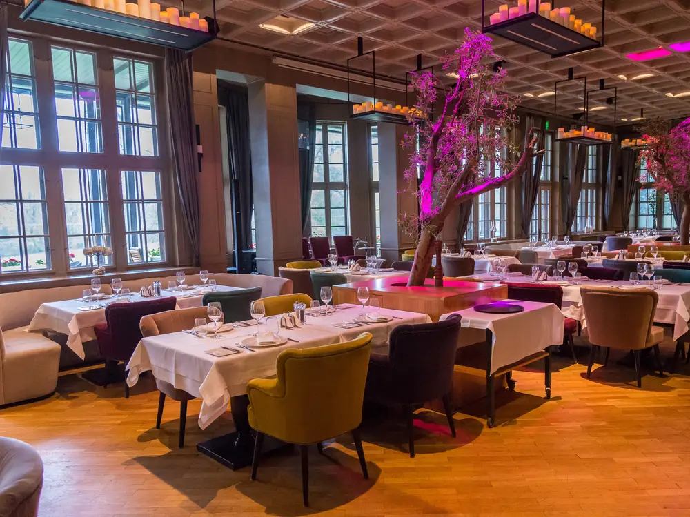 Salonul restaurantului